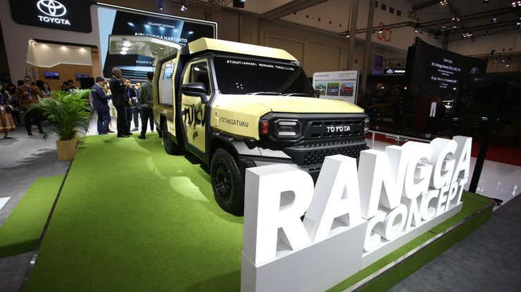 Image for Toyota Goes Back To Its Compact Truck Roots With The Rangga Concept